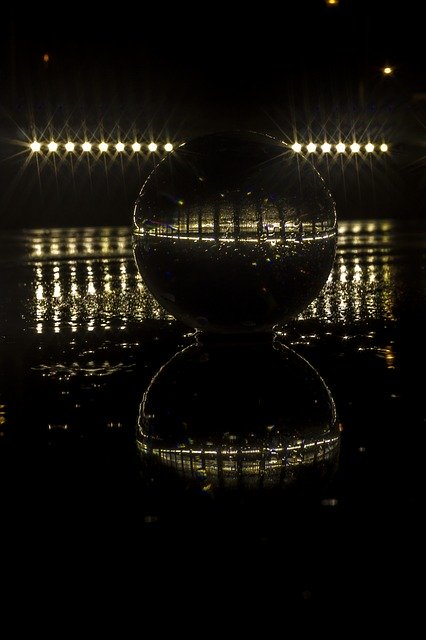 Безкоштовно завантажте Ball Reflection Round — безкоштовну фотографію чи зображення для редагування за допомогою онлайн-редактора зображень GIMP