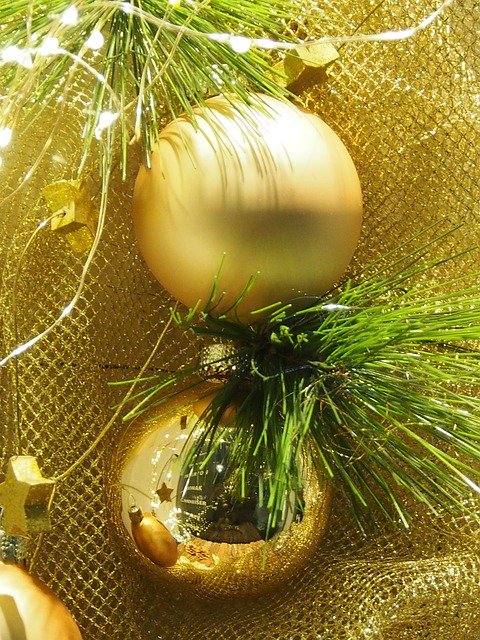 Free download Balls Gold Christmas Decorations -  free photo or picture to be edited with GIMP online image editor