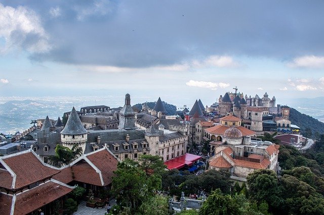 ດາວໂຫຼດຟຣີ Bana Hill Vietnam Danang - ຮູບພາບຫຼືຮູບພາບທີ່ບໍ່ເສຍຄ່າເພື່ອແກ້ໄຂດ້ວຍບັນນາທິການຮູບພາບອອນໄລນ໌ GIMP