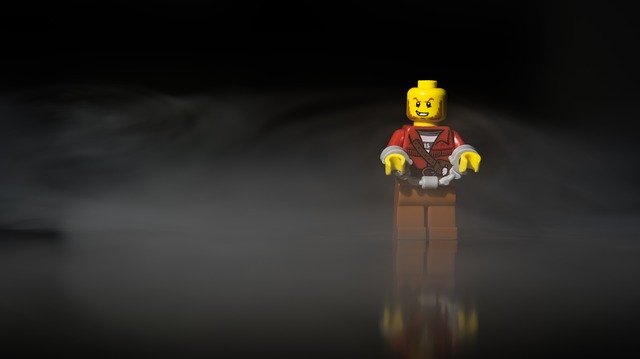 Gratis download Bandit Evasion Lego - gratis foto of afbeelding om te bewerken met GIMP online afbeeldingseditor