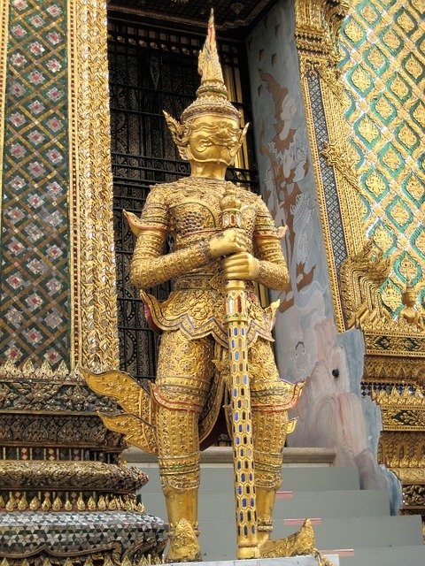 Descarga gratuita de la estatua de Bangkok, Tailandia: foto o imagen gratuita para editar con el editor de imágenes en línea GIMP