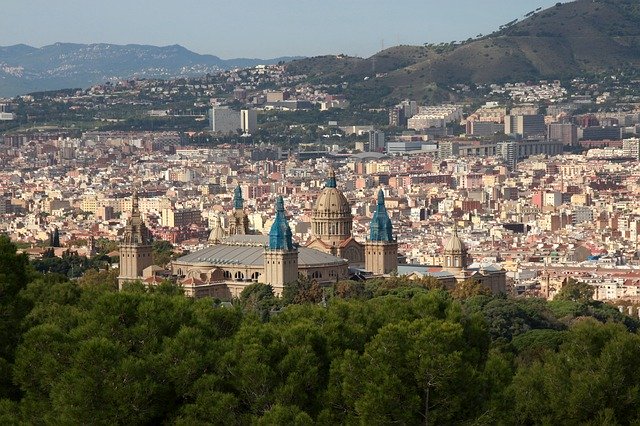 Unduh gratis Barcelona City Spain - foto atau gambar gratis untuk diedit dengan editor gambar online GIMP