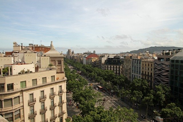 Unduh gratis Barcelona City View - foto atau gambar gratis untuk diedit dengan editor gambar online GIMP