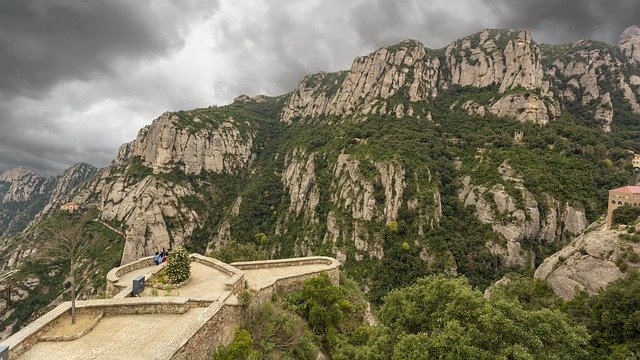 Gratis download Barcelona Mountains Montserrat - gratis foto of afbeelding om te bewerken met GIMP online afbeeldingseditor