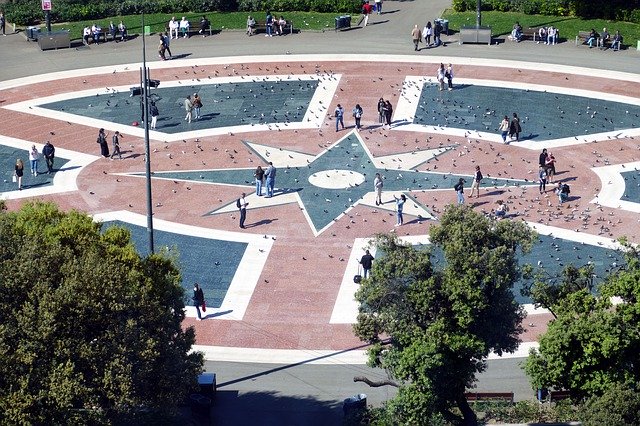 무료 다운로드 Barcelona Plaça De Catalunya Spain - 무료 사진 또는 GIMP 온라인 이미지 편집기로 편집할 수 있는 사진