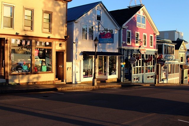 Free picture Bar Harbor Morning Light Store -  to be edited by GIMP free image editor by OffiDocs