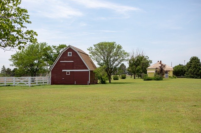 Free download Barn Kansas Farm -  free photo or picture to be edited with GIMP online image editor