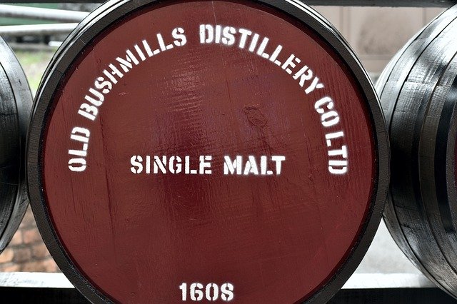 Barrel Distillery Whiskey'i ücretsiz indirin - GIMP çevrimiçi görüntü düzenleyici ile düzenlenecek ücretsiz fotoğraf veya resim