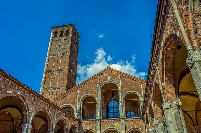 Bezpłatne pobieranie Basilica Of St Ambrogio Sant - darmowe zdjęcie lub obraz do edycji za pomocą internetowego edytora obrazów GIMP
