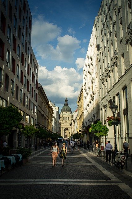 Unduh gratis Basilica St Stephen - foto atau gambar gratis untuk diedit dengan editor gambar online GIMP