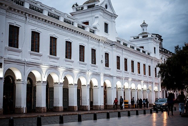 Muat turun percuma Basin Architecture Ecuador - foto atau gambar percuma untuk diedit dengan editor imej dalam talian GIMP