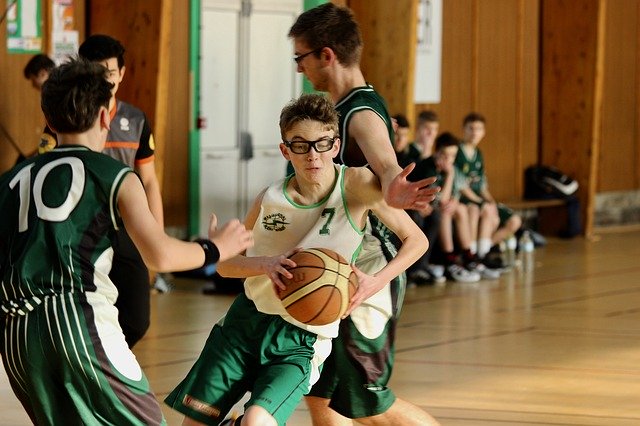 Muat turun percuma Basketball Concentration Shoot - foto atau gambar percuma untuk diedit dengan editor imej dalam talian GIMP