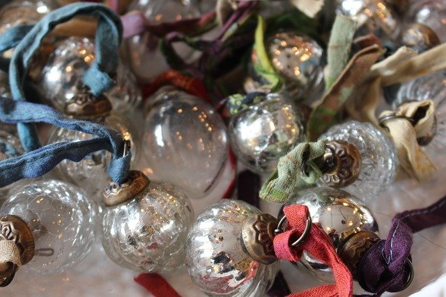 Descărcare gratuită Baubles Christmas Glass - fotografie sau imagini gratuite pentru a fi editate cu editorul de imagini online GIMP