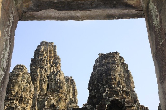 Bezpłatne pobieranie Bayon Angkor Buddha - bezpłatne zdjęcie lub obraz do edycji za pomocą internetowego edytora obrazów GIMP