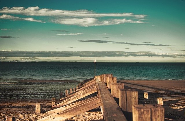 ດາວໂຫຼດຟຣີ Beach Barrier Wood - ຮູບພາບຫຼືຮູບພາບທີ່ບໍ່ເສຍຄ່າເພື່ອແກ້ໄຂດ້ວຍຕົວແກ້ໄຂຮູບພາບອອນໄລນ໌ GIMP