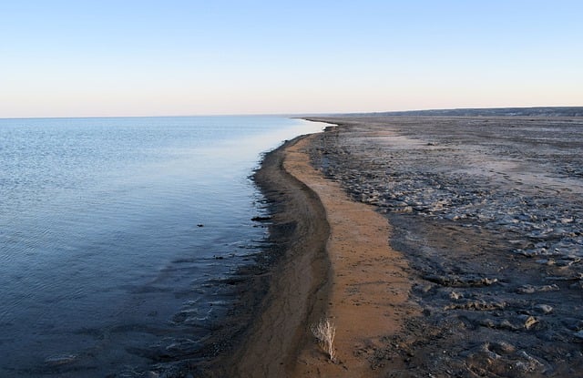 免费下载海滩海岸海岸线水免费图片可使用 GIMP 免费在线图像编辑器进行编辑