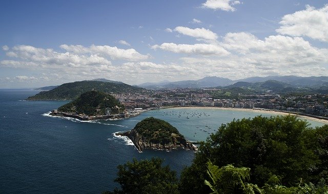 무료 다운로드 Beach Donostia Euskadi - 무료 사진 또는 김프 온라인 이미지 편집기로 편집할 수 있는 사진