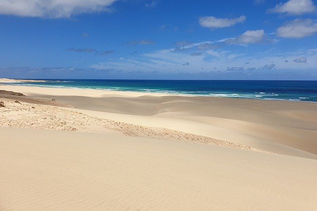 Descarga gratuita Beach Dunes Vacations: foto o imagen gratuita para editar con el editor de imágenes en línea GIMP