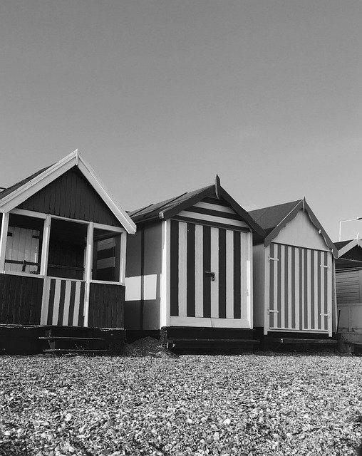 Muat turun percuma Beach Hut Summer - foto atau gambar percuma untuk diedit dengan editor imej dalam talian GIMP