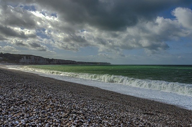 Muat turun percuma Beach Light Wave - foto atau gambar percuma untuk diedit dengan editor imej dalam talian GIMP