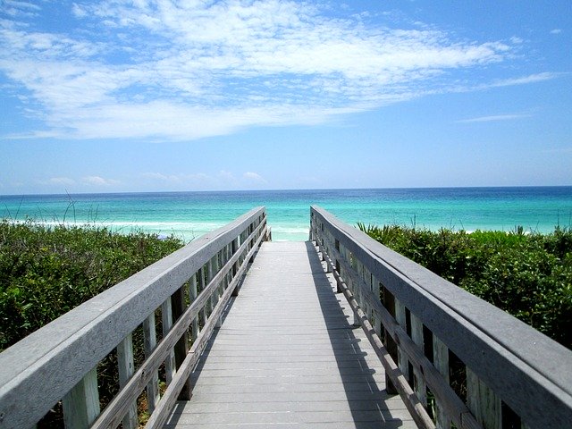Muat turun percuma Beach Paradise Summer - foto atau gambar percuma untuk diedit dengan editor imej dalam talian GIMP