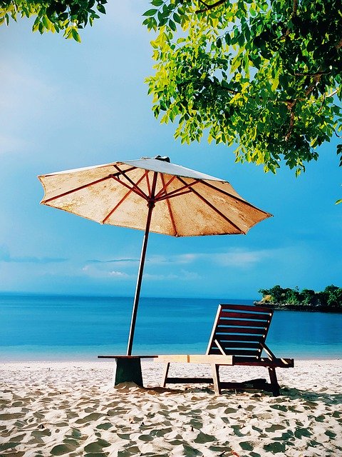 Download gratuito Beach Summer Holiday - foto o immagine gratuita gratuita da modificare con l'editor di immagini online GIMP