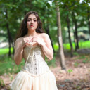 Beautiful girl full of youth  screen for extension Chrome web store in OffiDocs Chromium