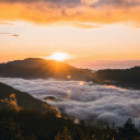 beauty of cloud hunting on a mountain peak at sunset  screen for extension Chrome web store in OffiDocs Chromium