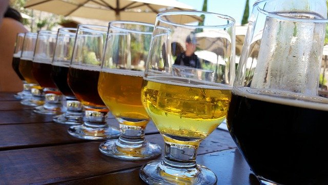 Free download beer beer glasses b alcohol glass free picture to be edited with GIMP free online image editor