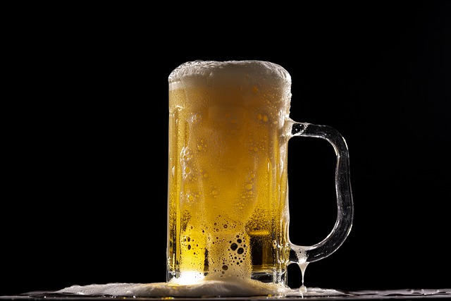 Free download beer foam pint glass ale alcohol free picture to be edited with GIMP free online image editor