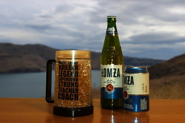 Ücretsiz indir Beer View Glass - GIMP çevrimiçi resim düzenleyici ile düzenlenecek ücretsiz fotoğraf veya resim