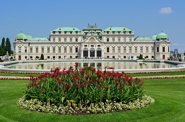 Free download Belvedere Palace Vienna Places Of -  free photo or picture to be edited with GIMP online image editor