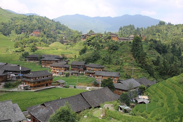 Descarga gratuita de la imagen gratuita de la ciudad de guangxi de china en la terraza del banco para editar con el editor de imágenes en línea gratuito GIMP