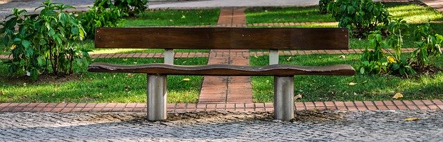 ດາວໂຫຼດຟຣີ Bench Wooden Seat - ຮູບພາບຫຼືຮູບພາບທີ່ບໍ່ເສຍຄ່າເພື່ອແກ້ໄຂດ້ວຍຕົວແກ້ໄຂຮູບພາບອອນໄລນ໌ GIMP