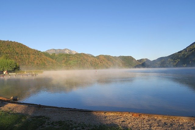 বিনামূল্যে ডাউনলোড করুন Bergsee অটাম লেক - বিনামূল্যে ছবি বা ছবি GIMP অনলাইন ইমেজ এডিটর দিয়ে সম্পাদনা করা হবে