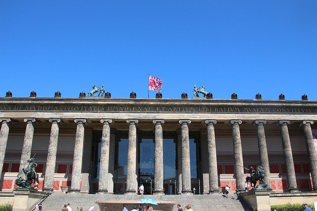 Berlin Müzesi Almanya'yı ücretsiz indirin - GIMP çevrimiçi resim düzenleyici ile düzenlenecek ücretsiz fotoğraf veya resim