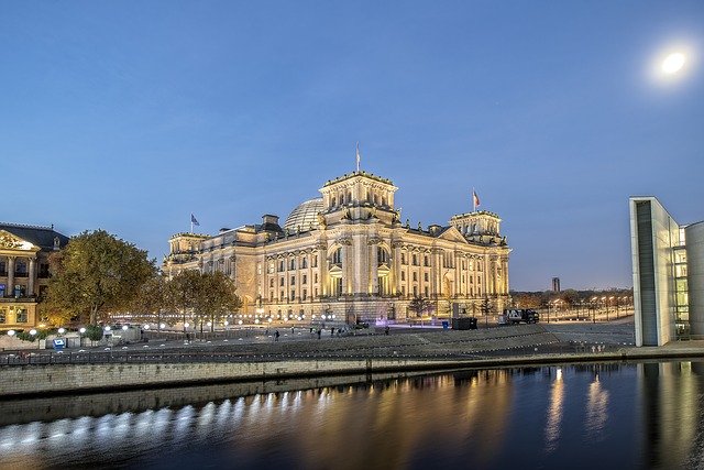 Free download Berlin Reichstag Bundestag -  free photo or picture to be edited with GIMP online image editor