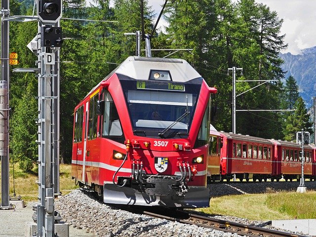 Libreng download bernina railway uphill pitch libreng larawan na ie-edit gamit ang GIMP na libreng online na editor ng imahe