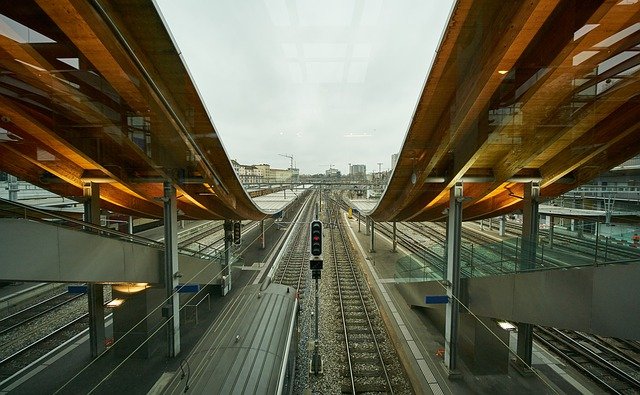 Free download bern welle7 railway station train free picture to be edited with GIMP free online image editor