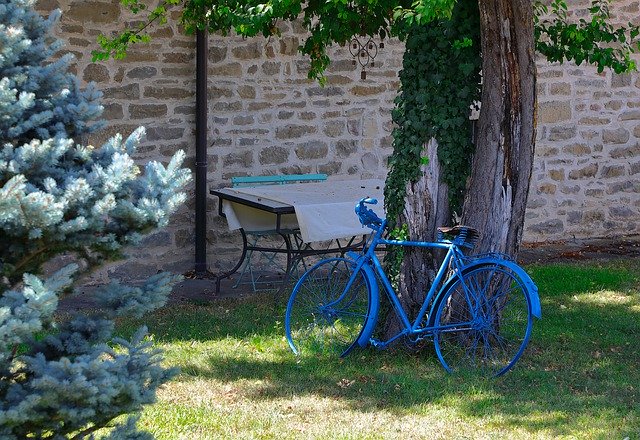 Téléchargement gratuit de Bicycle Blue Vintage - photo ou image gratuite à éditer avec l'éditeur d'images en ligne GIMP