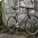 Bicycle next to the wall  screen for extension Chrome web store in OffiDocs Chromium