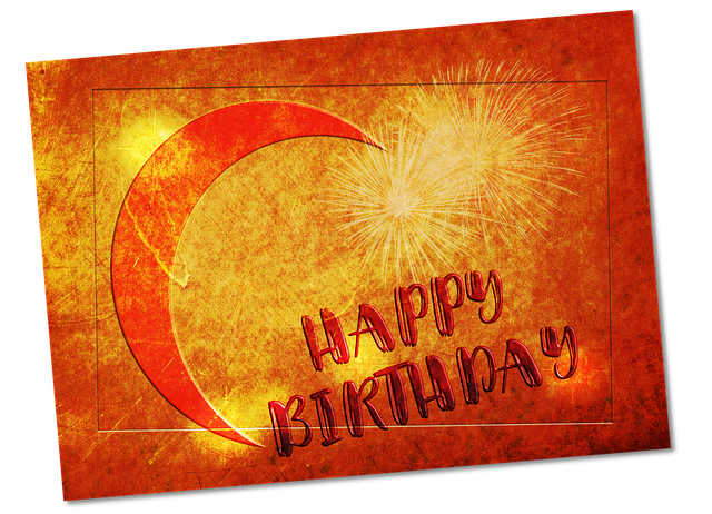 Téléchargement gratuit Salutations d'anniversaire Félicitations - illustration gratuite à éditer avec l'éditeur d'images en ligne gratuit GIMP