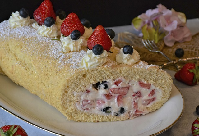 Free download bisquit biscuit roll jellyroll free picture to be edited with GIMP free online image editor