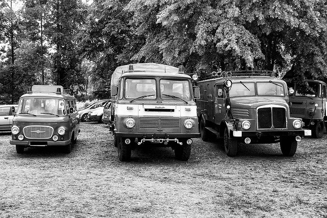 Free download Black And White Oldtimer Vehicles -  free photo or picture to be edited with GIMP online image editor