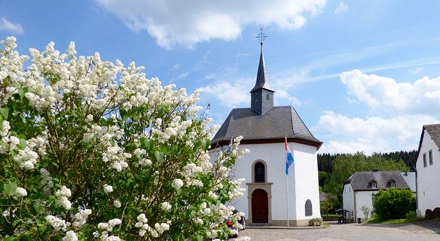 Gratis download Blossom Spring Church - gratis foto of afbeelding om te bewerken met GIMP online afbeeldingseditor