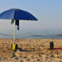 Blue umbrella on the sea  screen for extension Chrome web store in OffiDocs Chromium