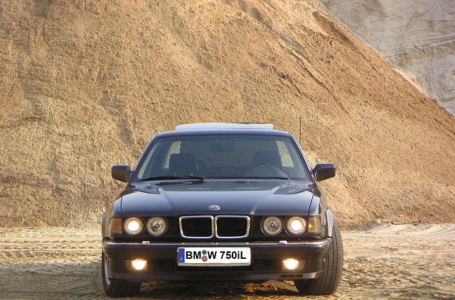 Free download bmw e32 750il v12 highline free picture to be edited with GIMP free online image editor
