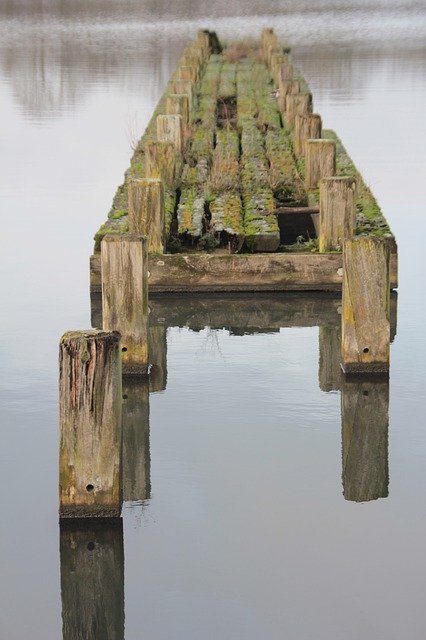 Muat turun percuma Boardwalk Old Weathered - foto atau gambar percuma untuk diedit dengan editor imej dalam talian GIMP