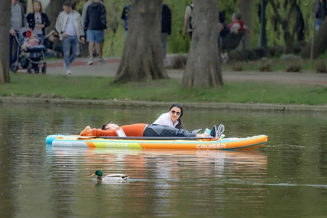 Free download boat couple floating lake relaxing free picture to be edited with GIMP free online image editor