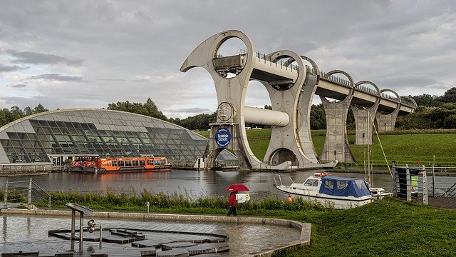 Free download Boat Lift Falkirk Wheel -  free photo or picture to be edited with GIMP online image editor